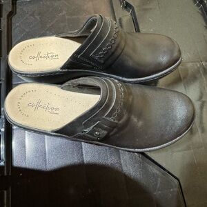 Clarks Slip On